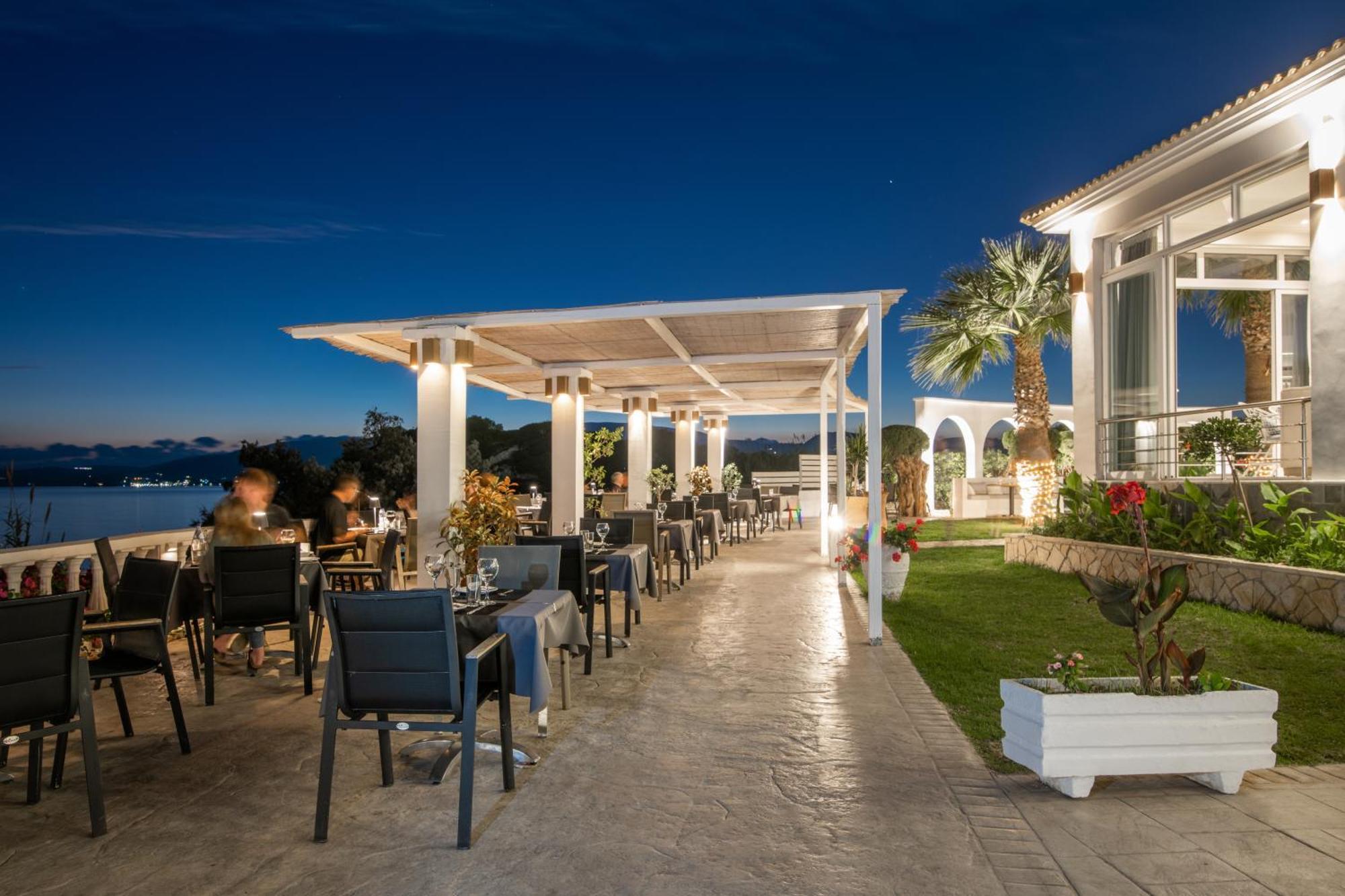Crystal Beach Hotel Каламакі Екстер'єр фото