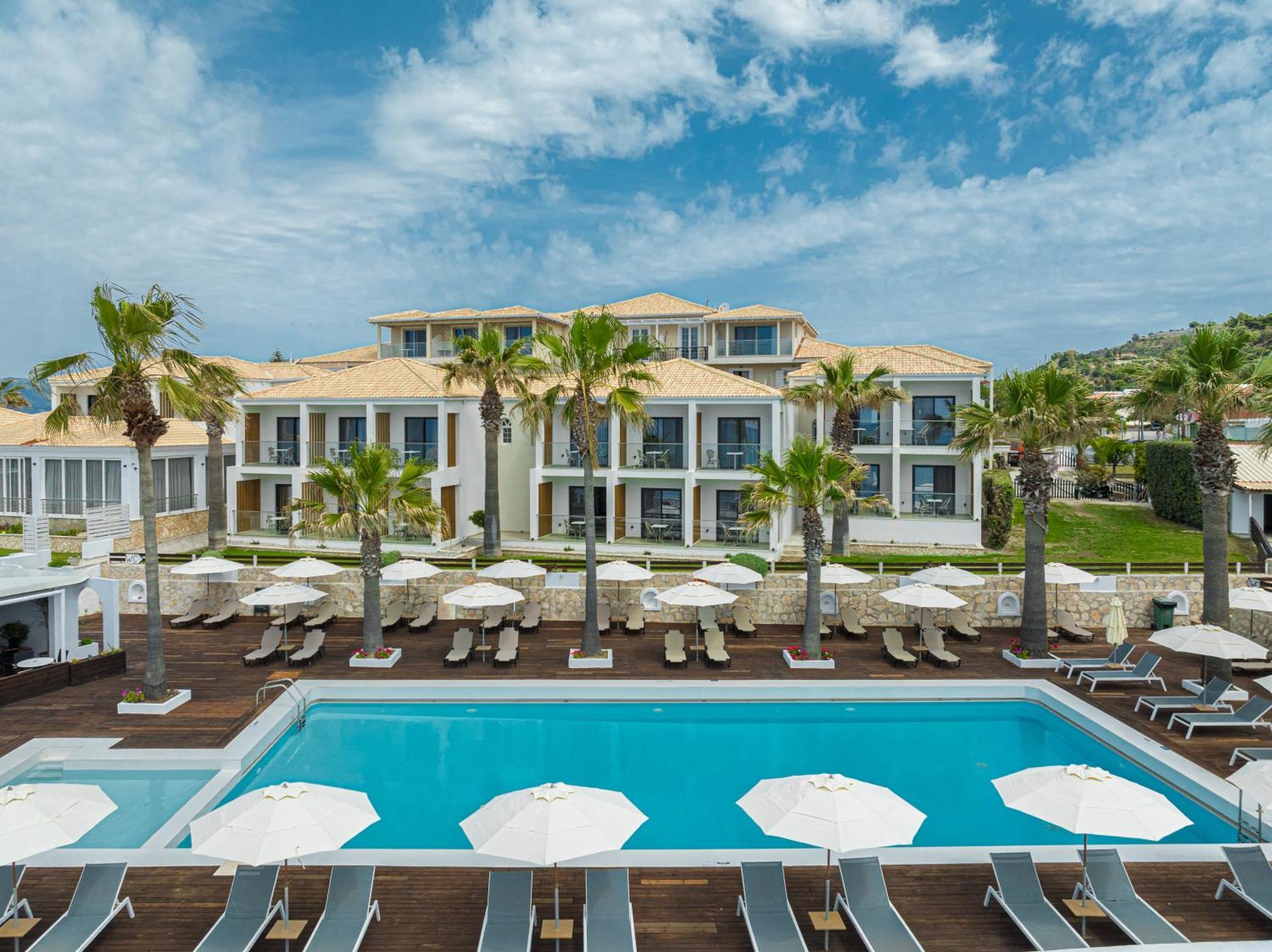 Crystal Beach Hotel Каламакі Екстер'єр фото