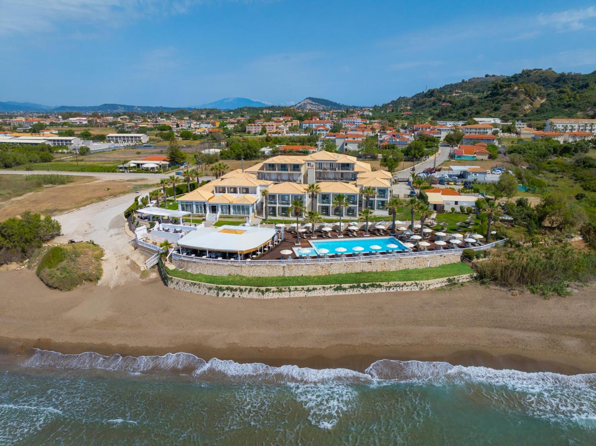 Crystal Beach Hotel Каламакі Екстер'єр фото
