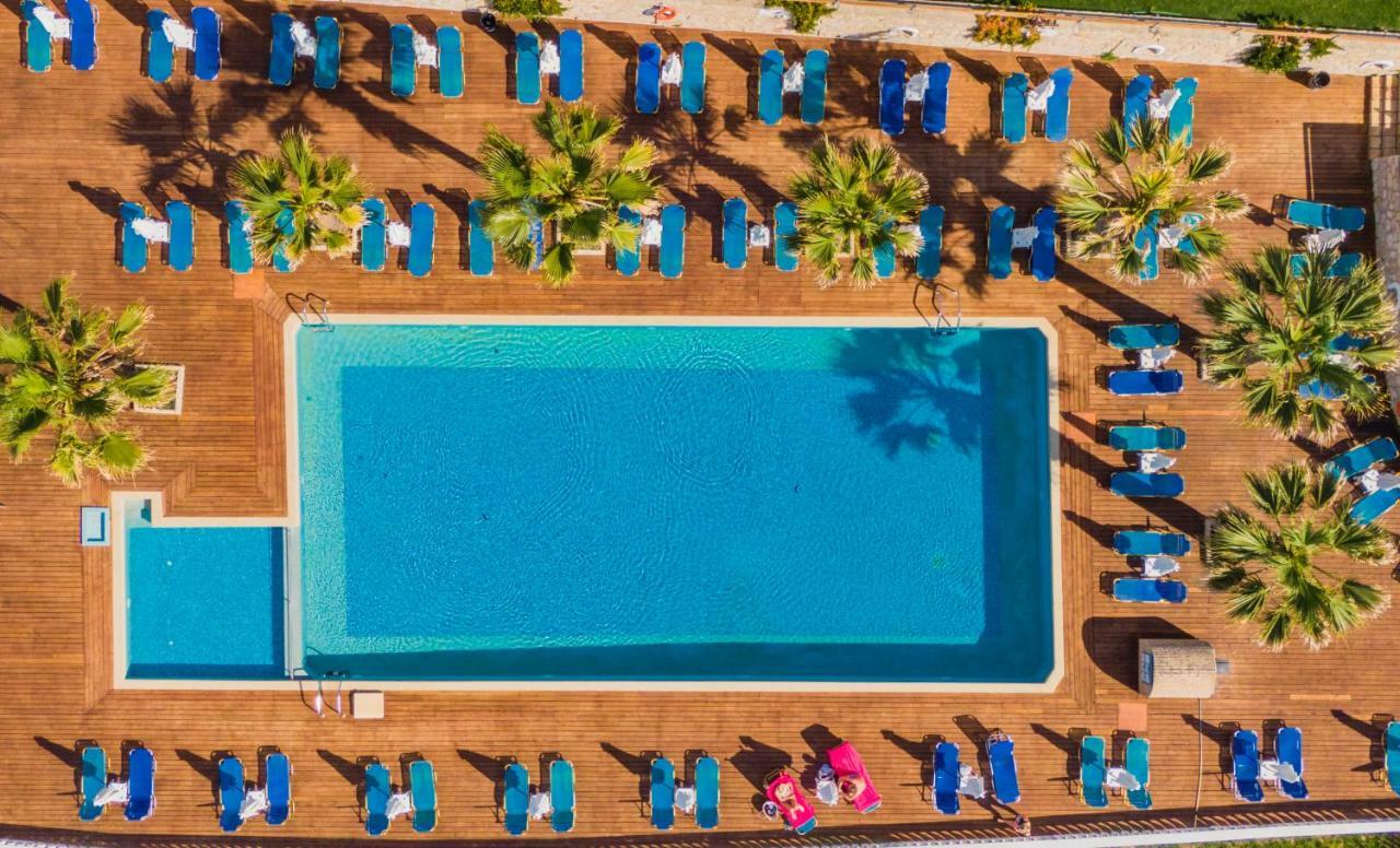 Crystal Beach Hotel Каламакі Екстер'єр фото